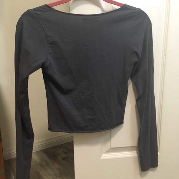 ❌SOLD❌ Bundle gray long sleeve tops - Picture 6 of 11